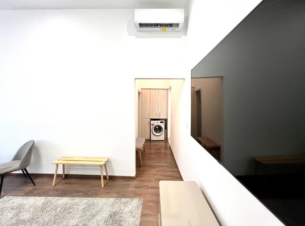 Wonderful Design Apartment In The City Centre 布达佩斯 外观 照片