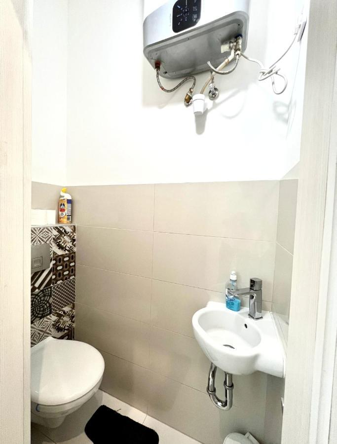 Wonderful Design Apartment In The City Centre 布达佩斯 外观 照片